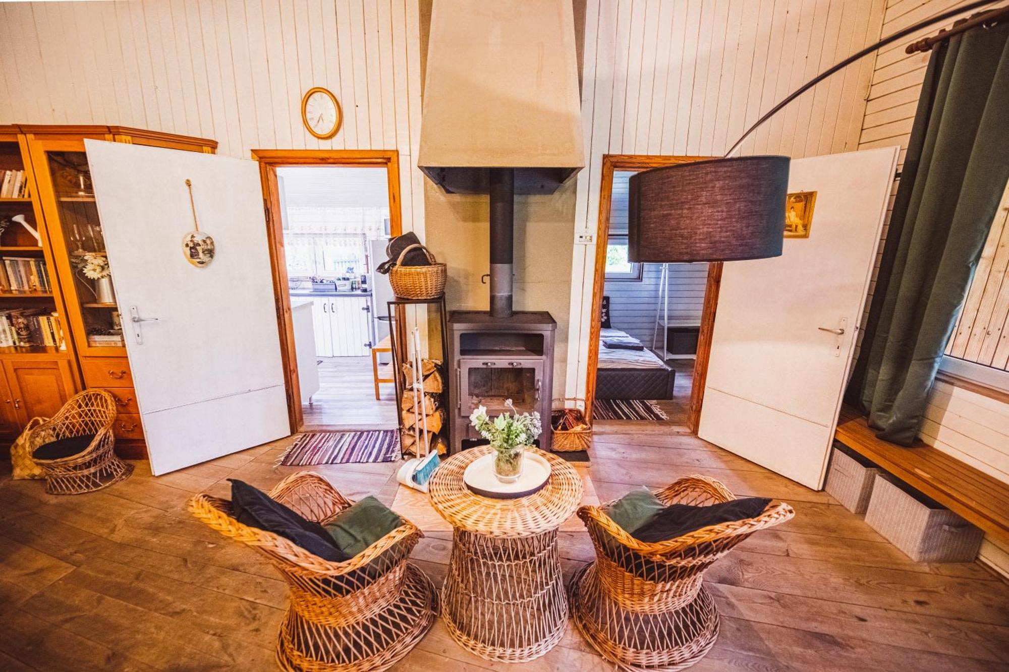 Cozy Nature Retreat With Patio Fireplace Garden Maciejowice Екстер'єр фото