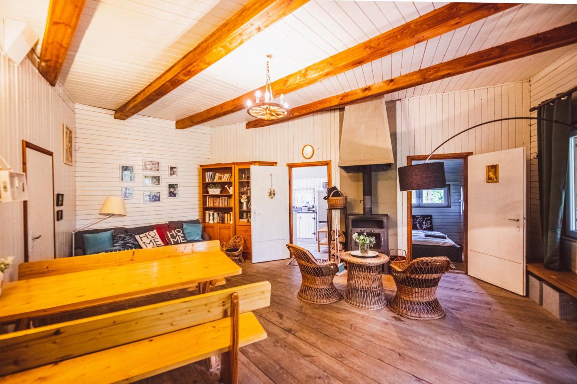 Cozy Nature Retreat With Patio Fireplace Garden Maciejowice Екстер'єр фото